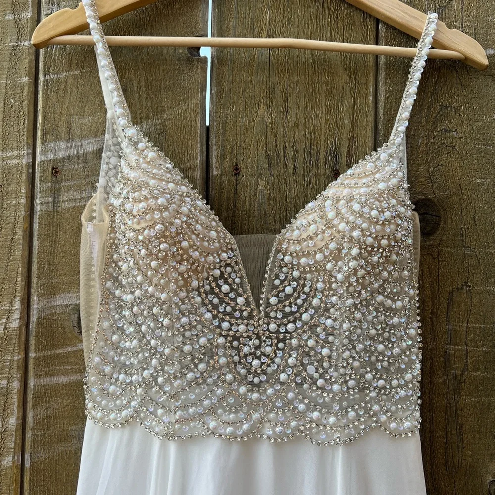 White True Love Beaded Rhinestone Wedding Gown 🌿 - Picture 11 of 13